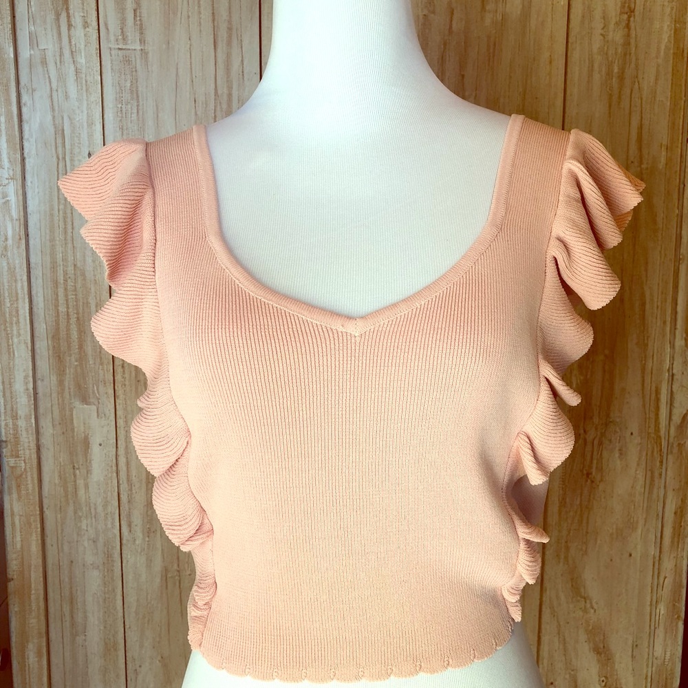 Bebe peach knit top🦋